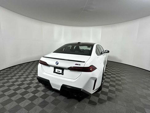 New 2026 BMW M5 w/ Carbon Package image 9
