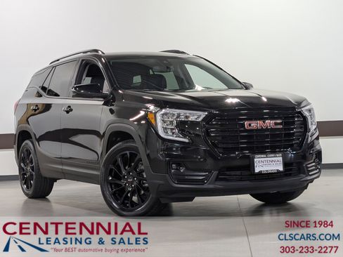 Used 2023 GMC Terrain SLT w/ Elevation Edition image 1