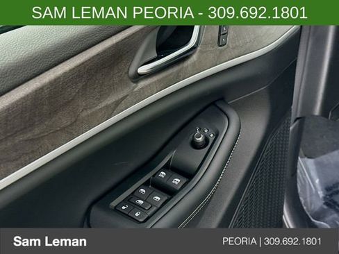 New 2025 Jeep Grand Cherokee Limited image 18