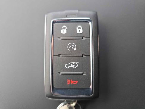 New 2025 Jeep Grand Cherokee Overland w/ Luxury Tech Group IV AWD/4WD image 21