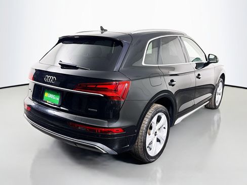 Used 2021 Audi Q5 Prestige w/ Prestige Package image 10