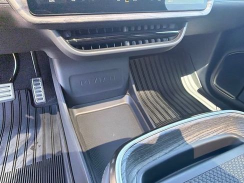 Used 2022 Rivian R1T Adventure AWD/4WD image 27
