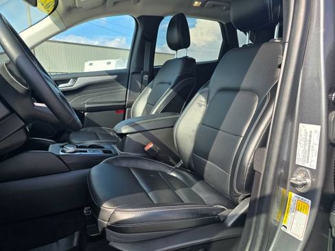 Used 2023 Ford Escape Platinum AWD/4WD image 10