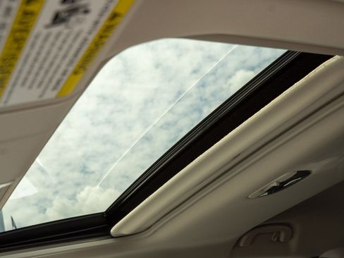 New 2025 Subaru Crosstrek 2.5i Limited w/ Popular Package #3A image 18