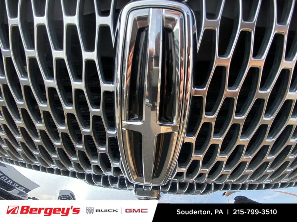 Used 2020 Lincoln Navigator Reserve w/ Equipment Group 208A Reserve AWD/4WD image 34