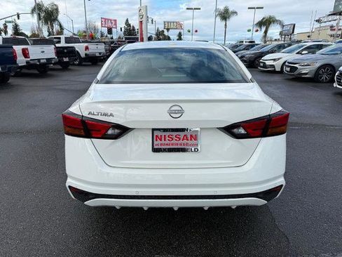 New 2025 Nissan Altima 2.5 S image 5
