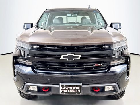 Certified 2019 Chevrolet Silverado 1500 LT Trail Boss AWD/4WD image 2