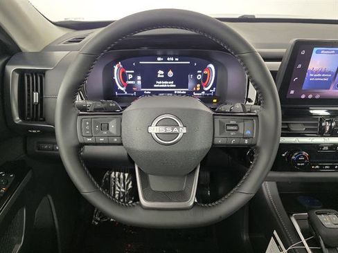 New 2026 Nissan Pathfinder SL AWD/4WD image 35