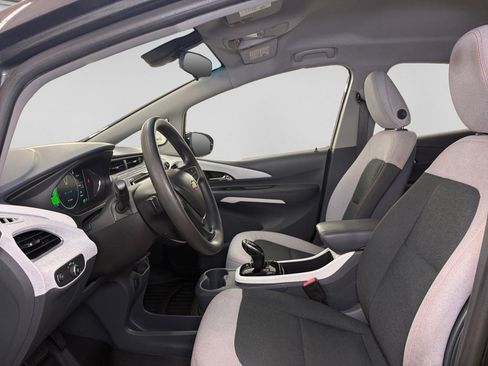 Used 2018 Chevrolet Bolt LT FWD image 18
