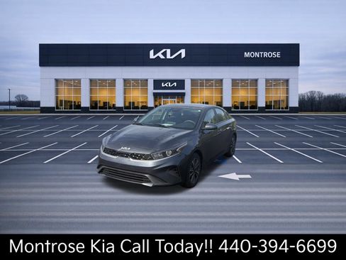 Certified 2023 Kia Forte LXS w/ LXS Technology Package FWD image 1