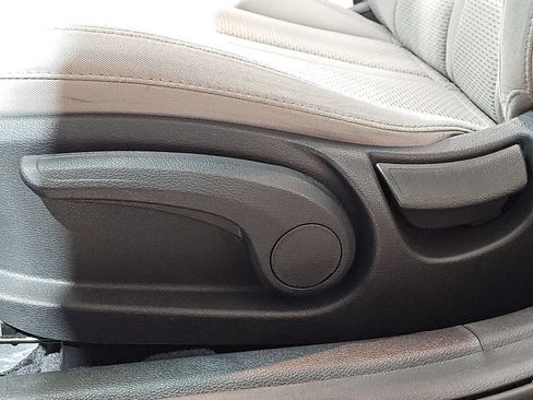 Used 2016 Hyundai Sonata SE image 33