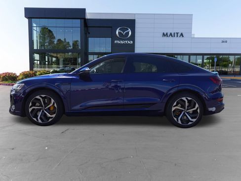 Used 2022 Audi e-tron Premium Plus w/ Premium Plus Package AWD/4WD image 6