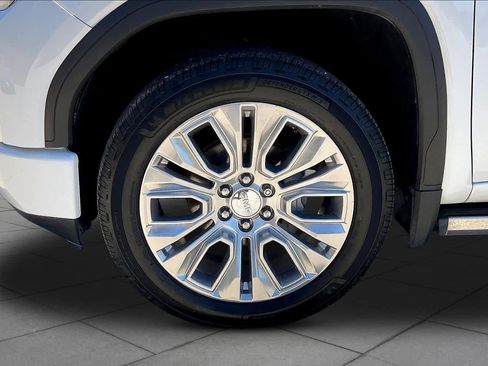 Used 2022 GMC Sierra 1500 Denali w/ Denali Reserve Package image 11