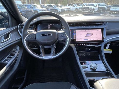 New 2026 Jeep Grand Cherokee Altitude AWD/4WD image 21
