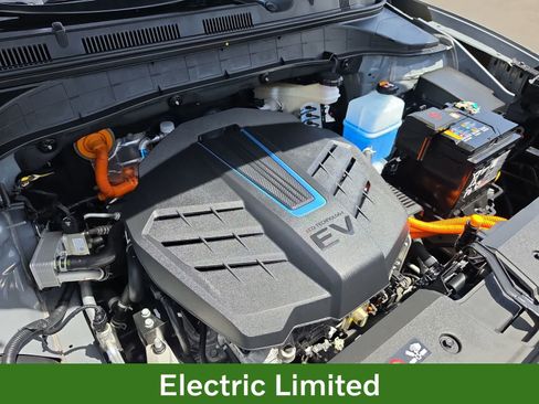 Used 2023 Hyundai Kona Limited FWD image 12