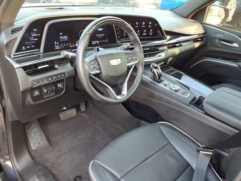 Certified 2023 Cadillac Escalade Sport w/ LPO, ONYX Package AWD/4WD image 3