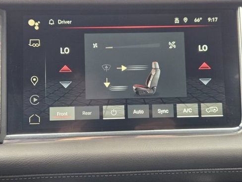Used 2023 GMC Yukon XL Denali RWD image 18