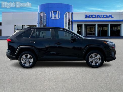 Used 2024 Toyota RAV4 XLE image 8