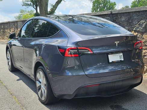 Used 2023 Tesla Model Y Long Range AWD/4WD image 13