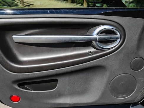 Used 2005 Chevrolet SSR w/ Preferred Equipment Group image 35