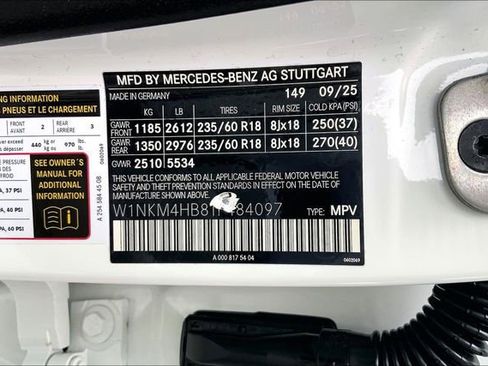 Used 2026 Mercedes-Benz GLC 300 4MATIC image 30