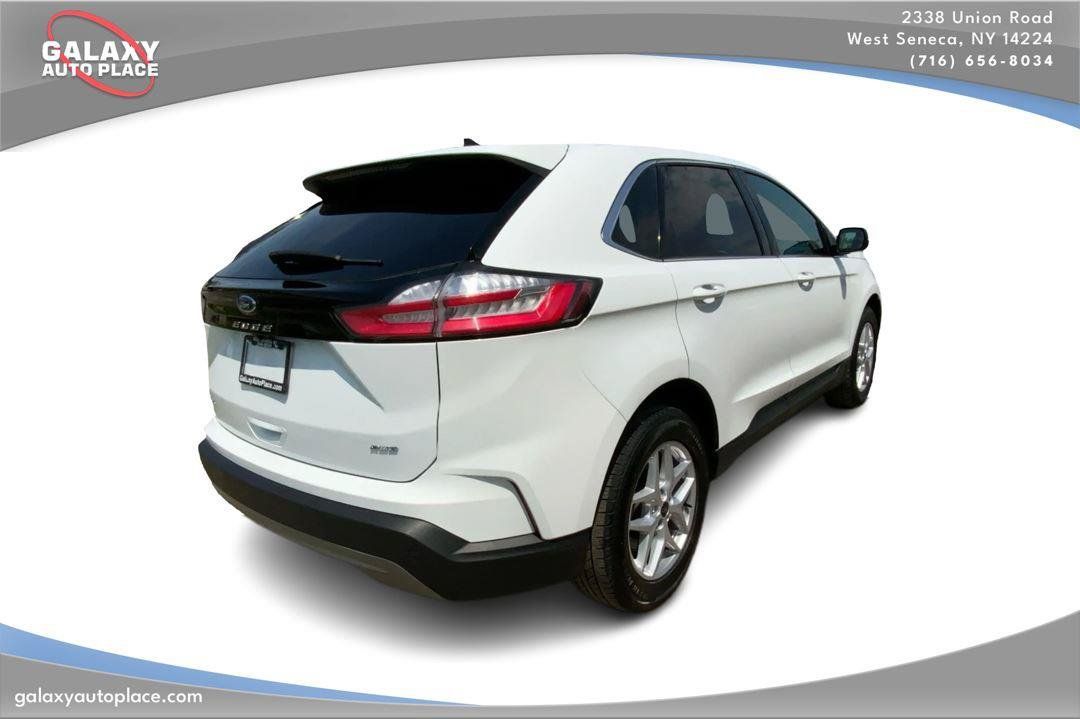 Used 2024 Ford Edge SEL AWD/4WD image 5