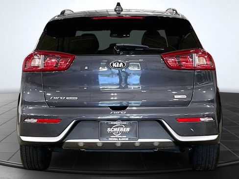 Used 2018 Kia Niro EX w/ Option Group 020 FWD image 4