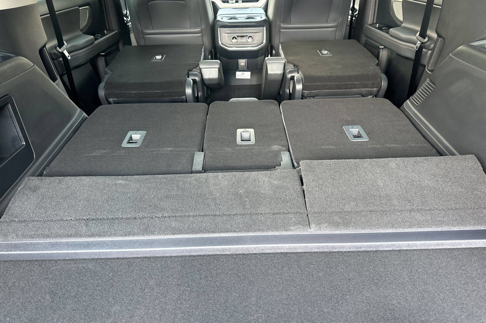 New 2025 Ford Expedition Active AWD/4WD image 16