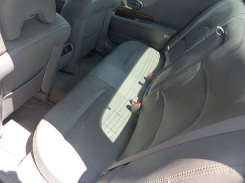 Used 2002 Buick Le Sabre Limited w/ Driver Confidence Pkg FWD image 13