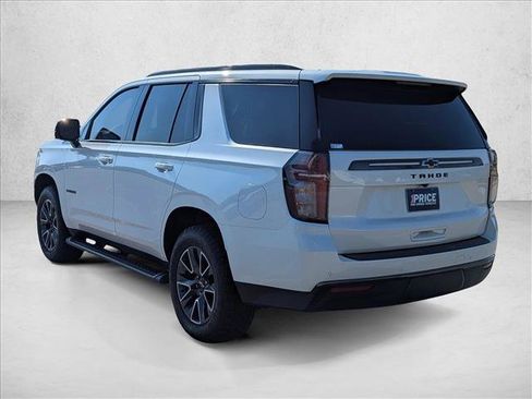 Used 2022 Chevrolet Tahoe Z71 w/ Luxury Package AWD/4WD image 7