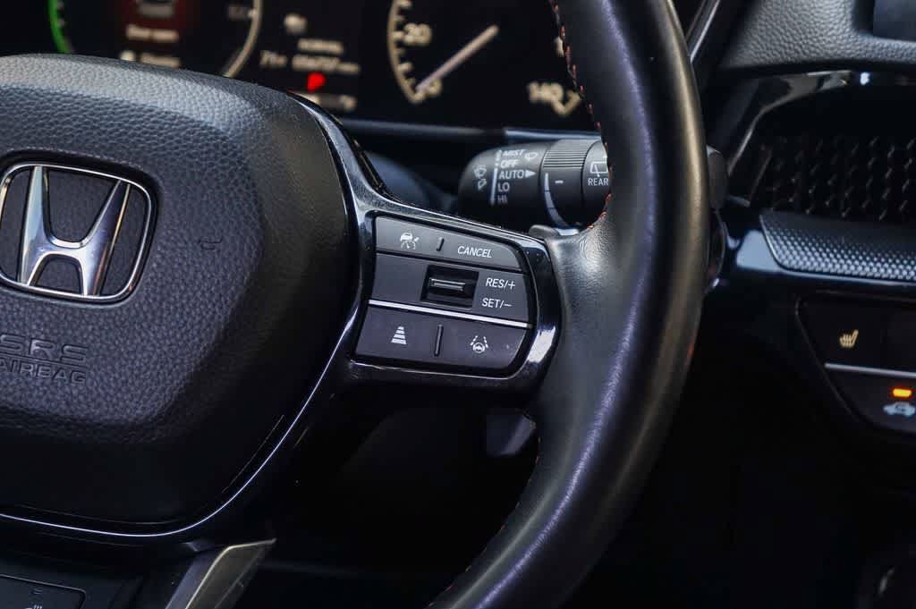 Used 2025 Honda CR-V Sport Touring image 17