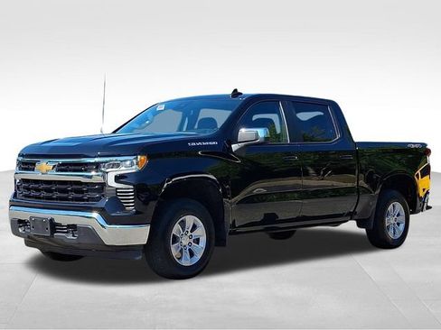 Used 2026 Chevrolet Silverado 1500 LT AWD/4WD image 3