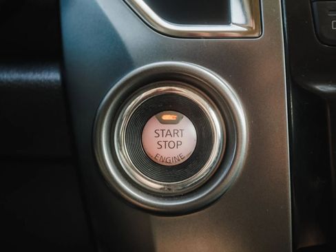 Used 2016 Nissan Titan Platinum Reserve image 22