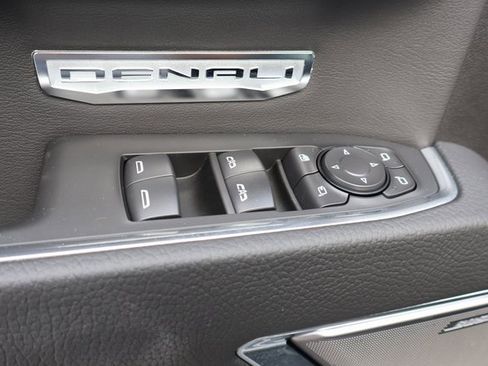 New 2026 GMC Sierra 1500 Denali w/ Denali Reserve Package image 11
