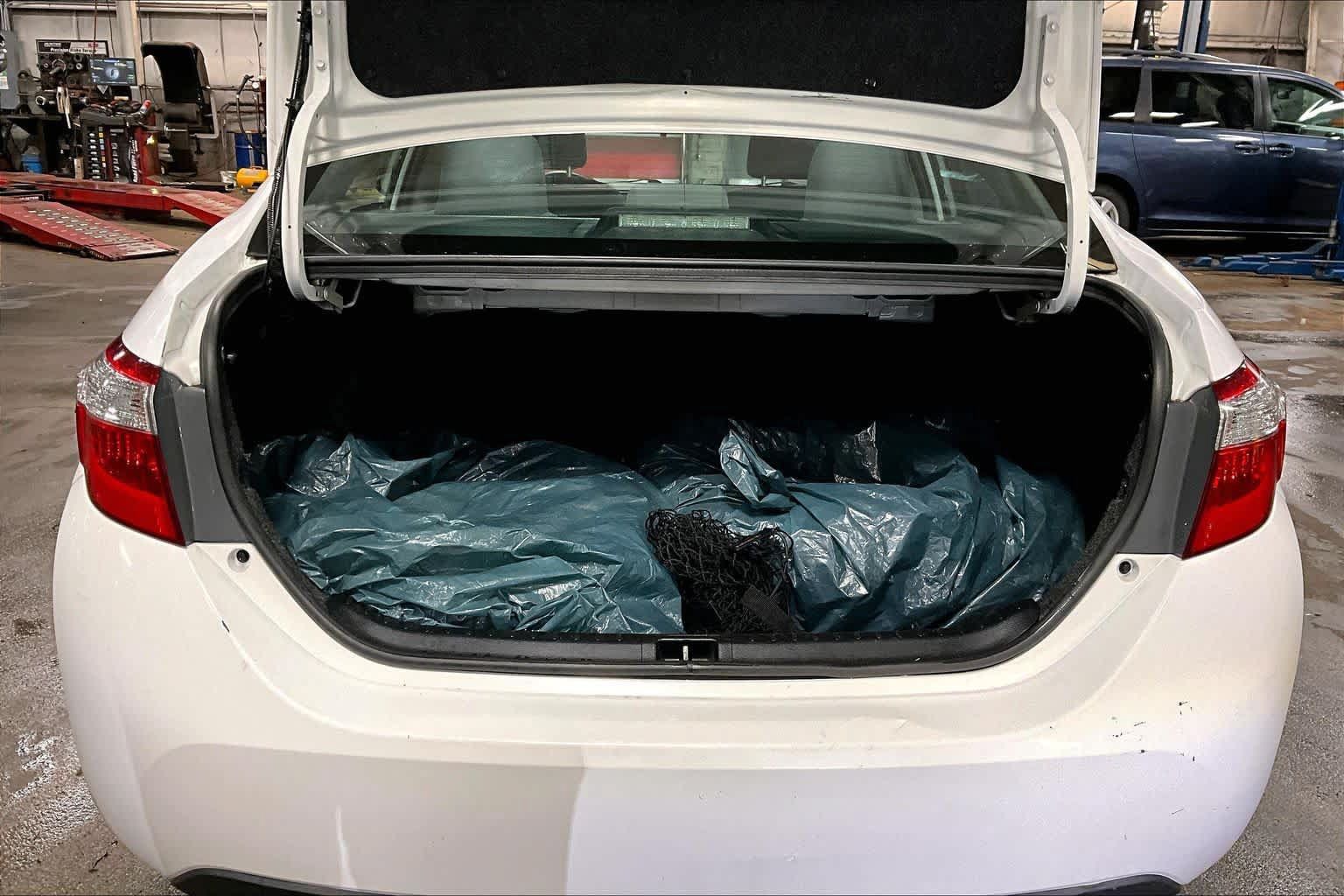 Used 2016 Toyota Corolla L FWD image 29