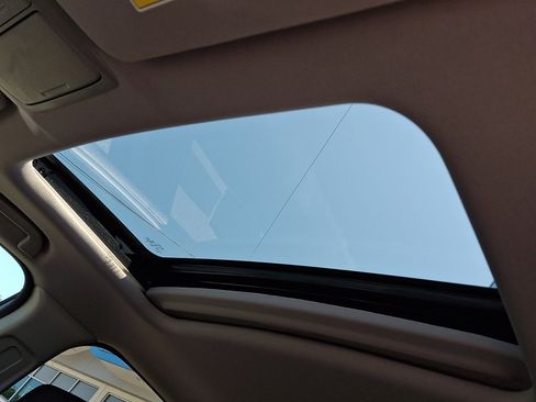 Used 2019 Honda CR-V EX image 15