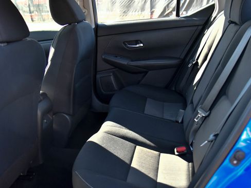 Used 2021 Nissan Sentra SV image 31