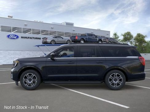 New 2026 Ford Expedition Max Active RWD image 3