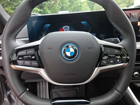 Used 2025 BMW i4 eDrive40 w/ Premium Package RWD image 20