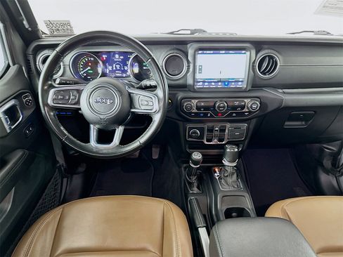 Used 2021 Jeep Wrangler Unlimited Sahara image 21