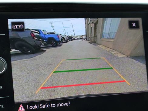 Used 2022 Volkswagen Atlas SEL Premium image 20