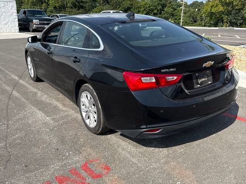 Used 2024 Chevrolet Malibu LT FWD image 2