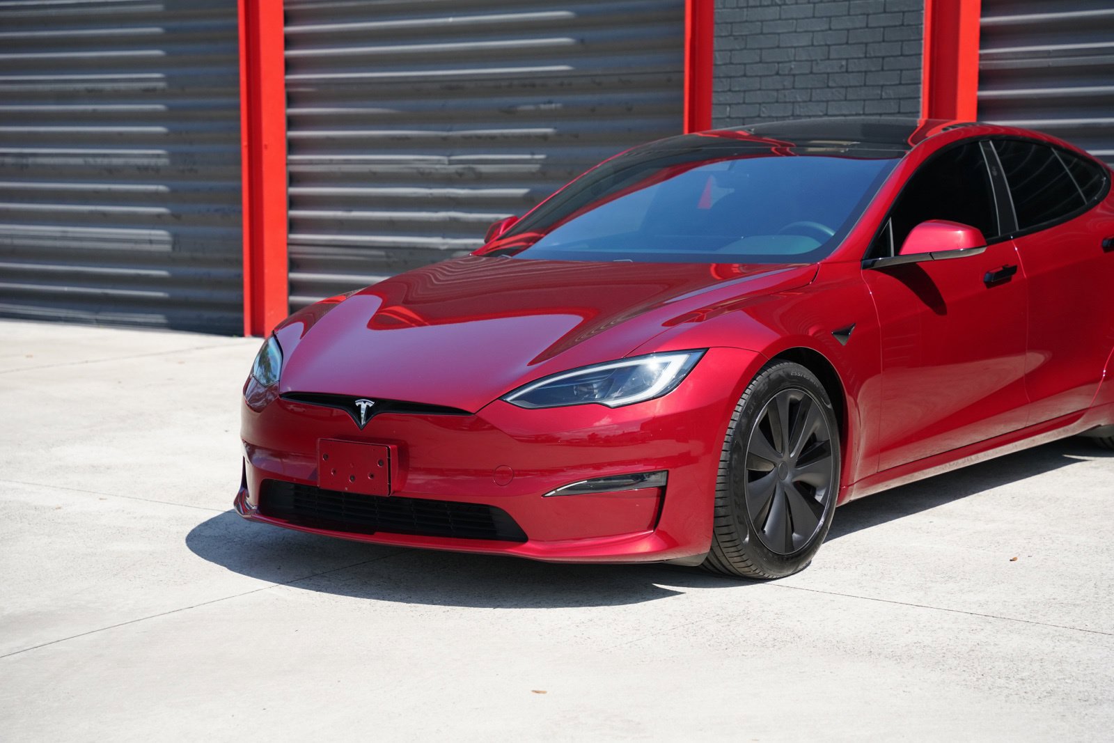 Used 2024 Tesla Model S Plaid AWD/4WD image 3