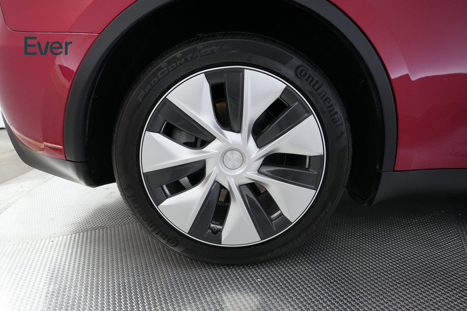 Used 2023 Tesla Model Y Long Range AWD/4WD image 21
