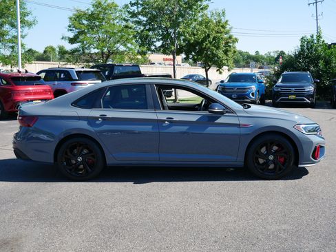 Certified 2023 Volkswagen Jetta GLI Autobahn w/ GLI Black Package FWD image 8
