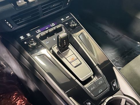 Used 2025 Porsche 911 Carrera 4 GTS image 25