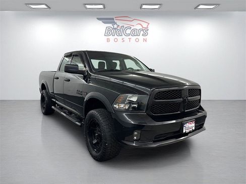 Used 2016 RAM 1500 Express w/ Black Ram 1500 Express Group image 3