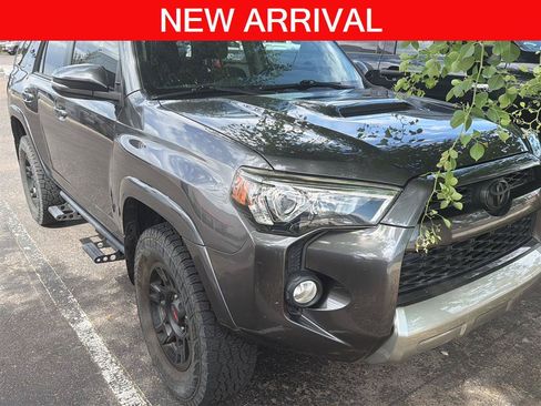 Used 2018 Toyota 4Runner TRD Off-Road Premium AWD/4WD image 1