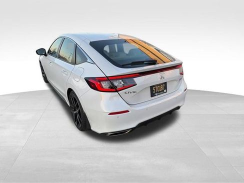 Used 2023 Honda Civic Sport Touring image 6