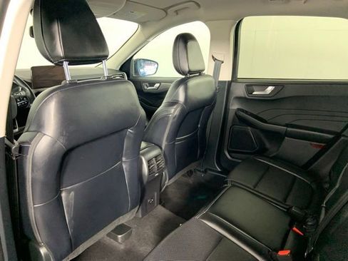 Used 2022 Ford Escape Titanium AWD/4WD image 19